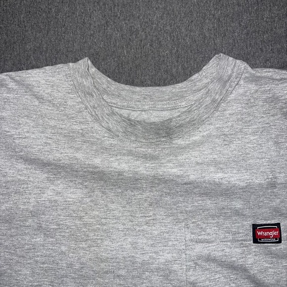Wrangler Work Shirt Short Sleeve Grey Mens XL Pocket Has Stains - Picture 3 of 5